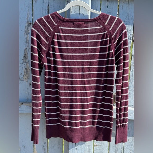 Banana Republic Women’s Cardigan Sweater Medium Lightweight Glitter Striped Plum - Picture 7 of 7